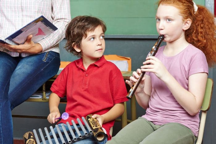 Benefits education music classes children