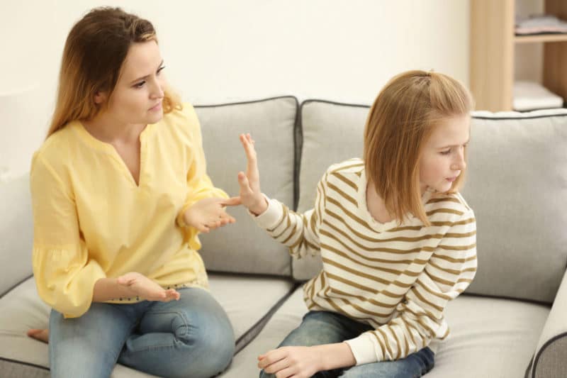 5 tips for children to respect their parents